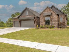 featured image of 26 E 32nd St