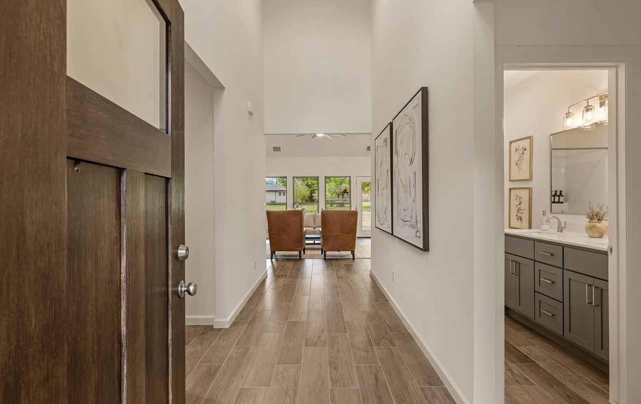 26 E 32nd St - Photo 2 of 15