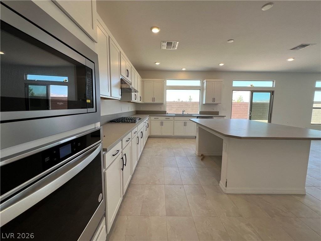 7129 Bold Rock Ave - Photo 3 of 30