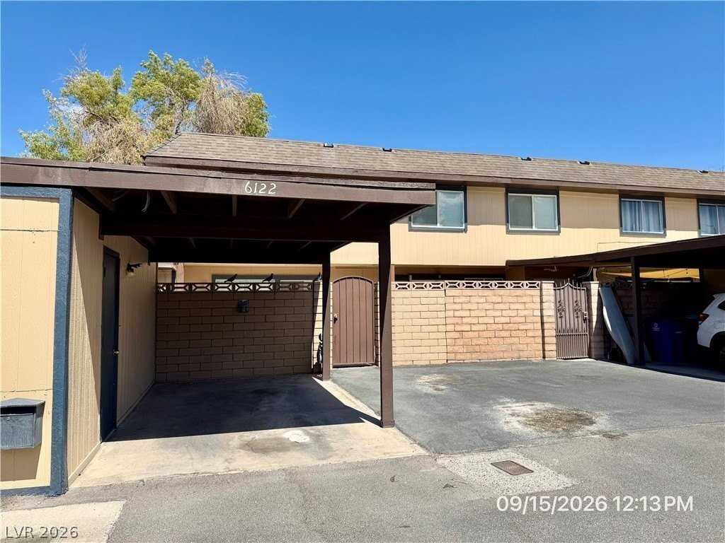 6122 Meadow View Ln - Photo 3 of 41