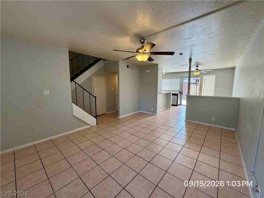 6122 Meadow View Ln - Photo 5 of 41
