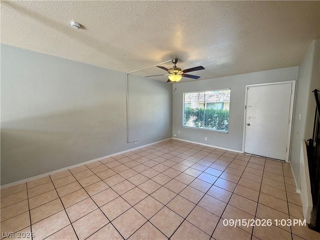 6122 Meadow View Ln - Photo 6 of 41