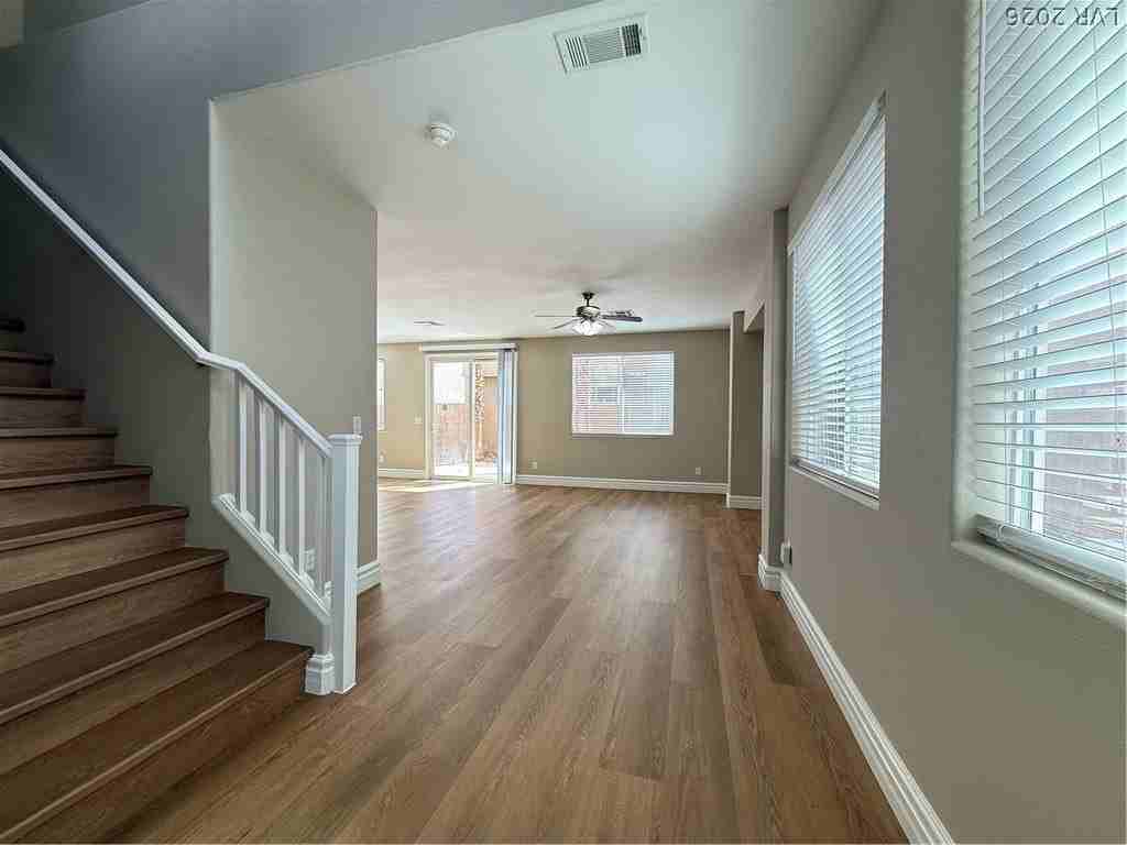 9731 Valmeyer Ave - Photo 5 of 36