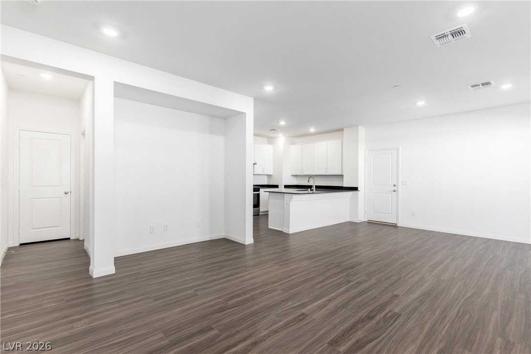 2685 Abrantes Pl - Photo 6 of 26