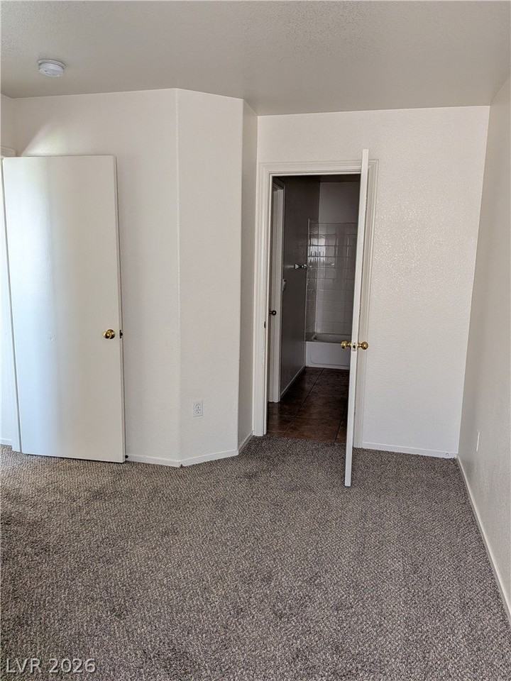9269 Adamshurst Ave - Photo 7 of 15