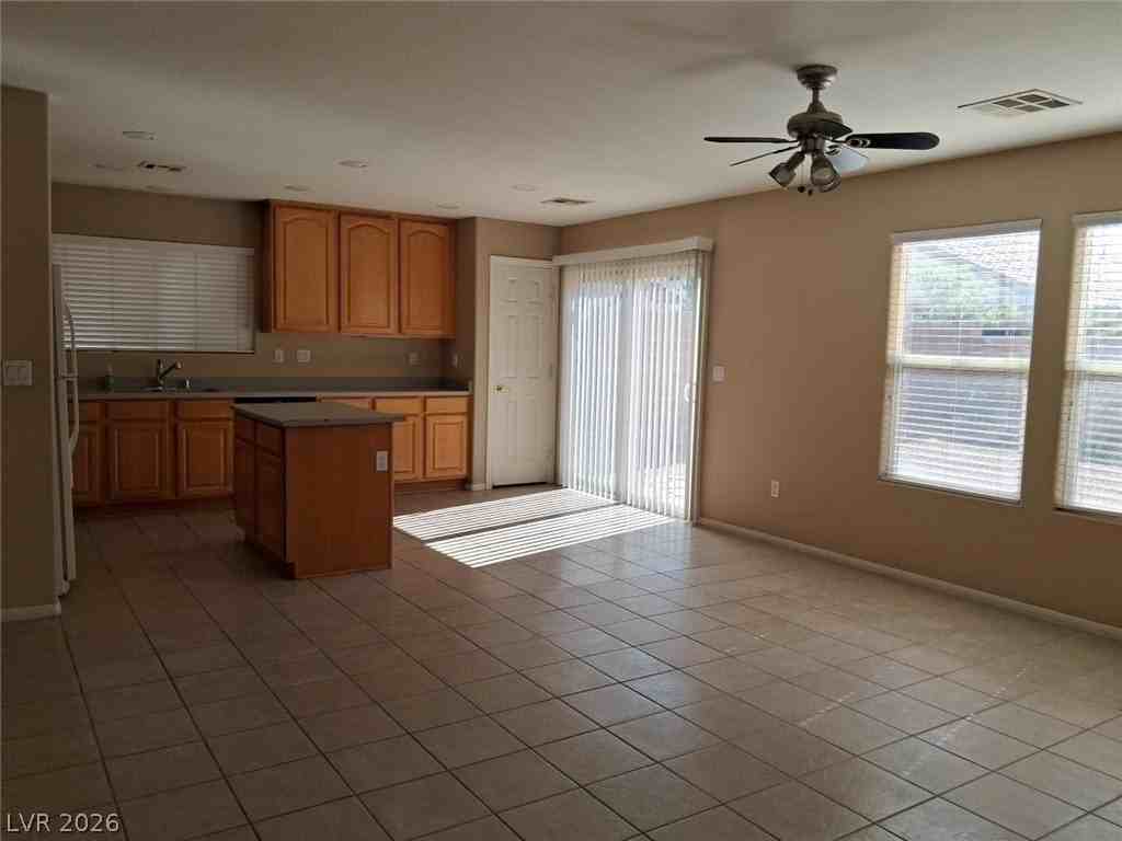 11249 Alga Ct - Photo 3 of 16