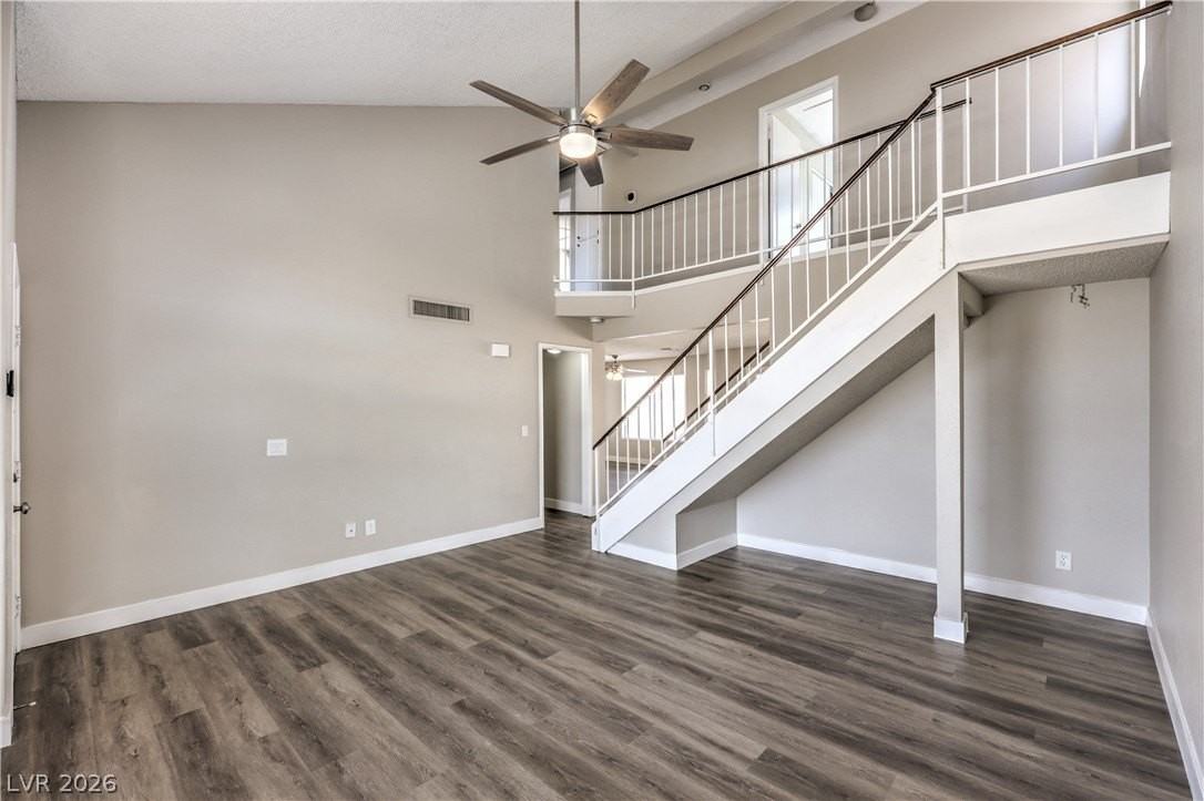 8408 Dunphy Ct - Photo 5 of 31