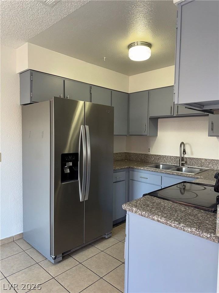 1808 Goldfield St #A - Photo 6 of 17