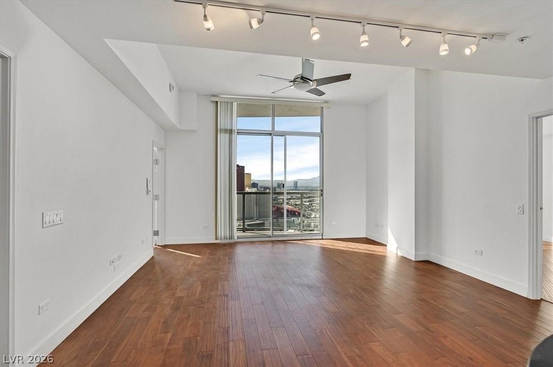 200 W Sahara Ave #3702 - Photo 3 of 38