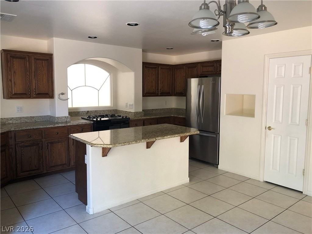 10990 Calcedonian St - Photo 6 of 26