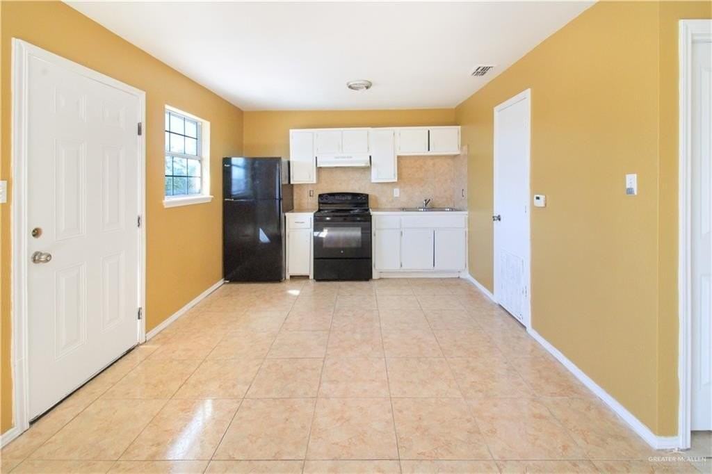 1309 W Saint Francis Ave #19 - Photo 2 of 11