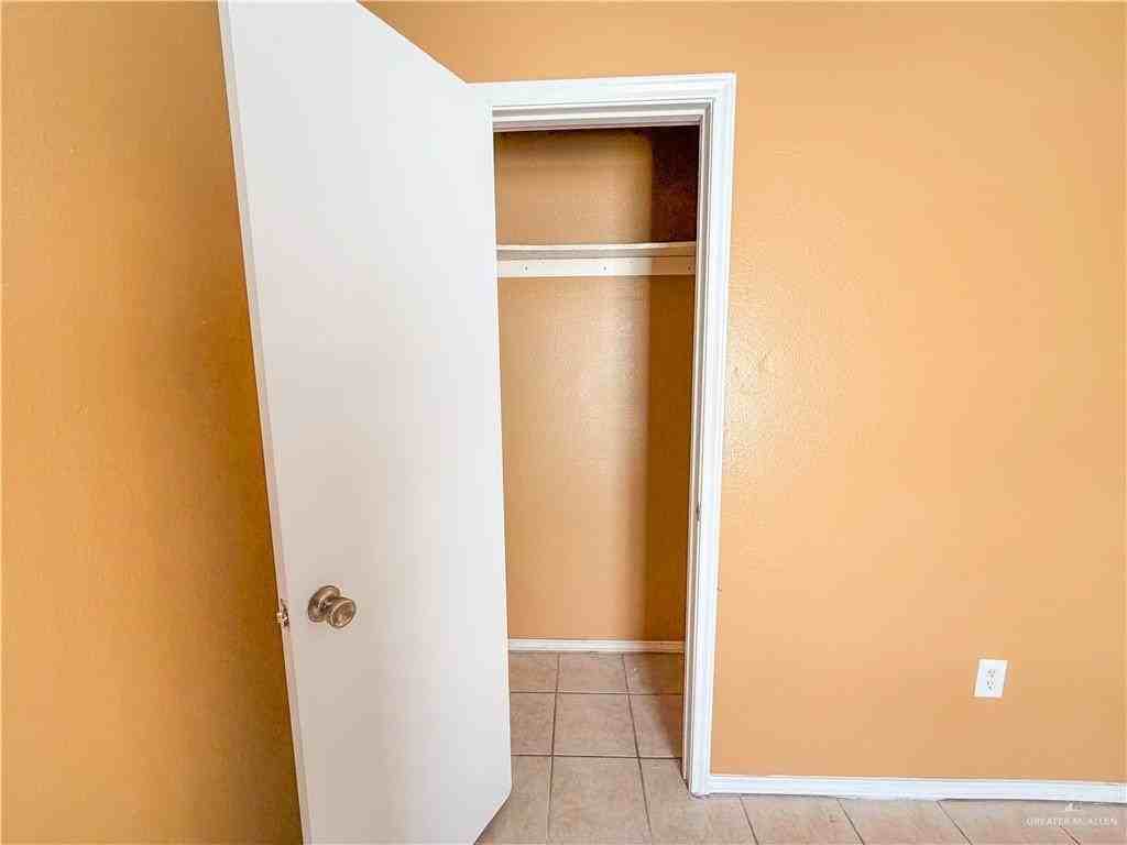 1309 W Saint Francis Ave #19 - Photo 5 of 11