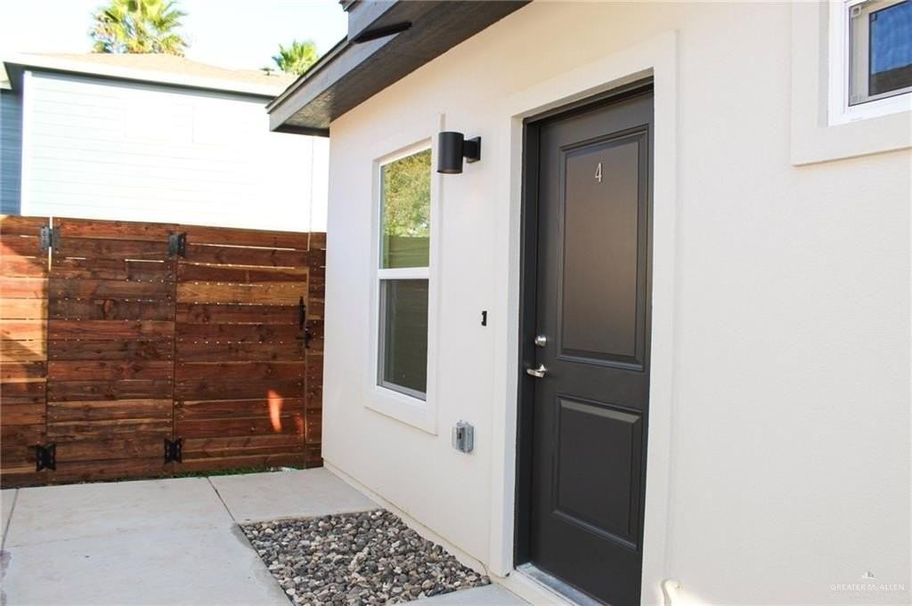 512 Brito Ln #4 - Photo 3 of 14