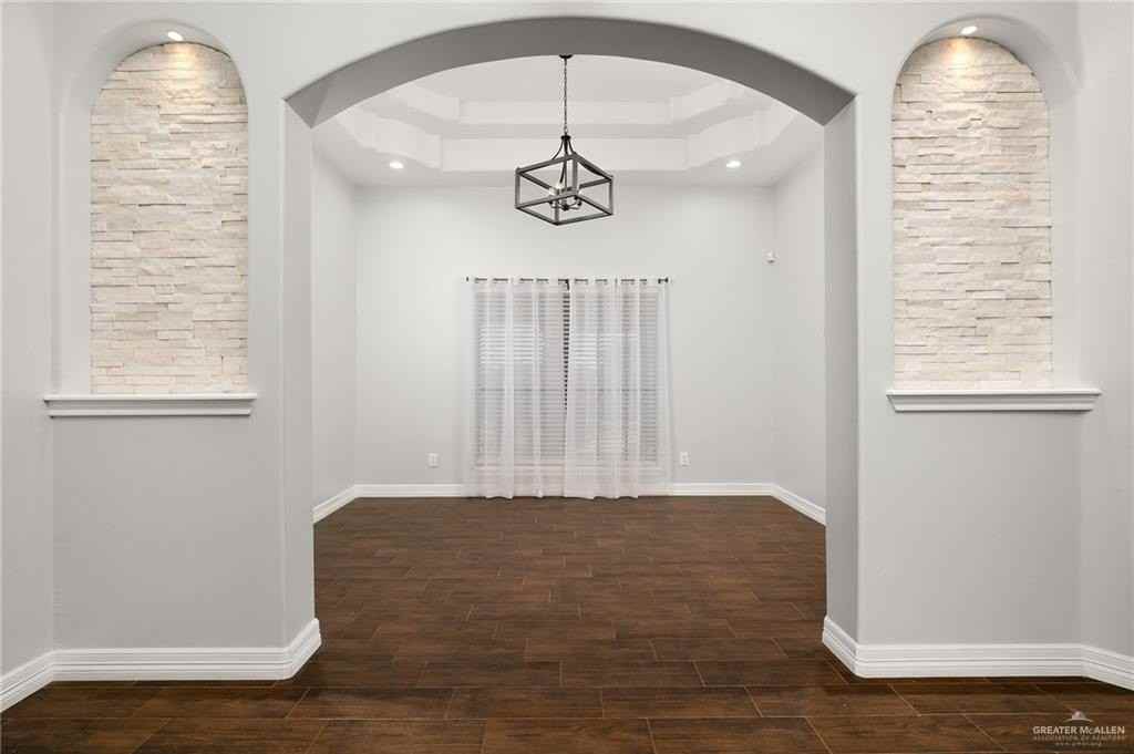 508 N 17th St - Photo 3 of 19