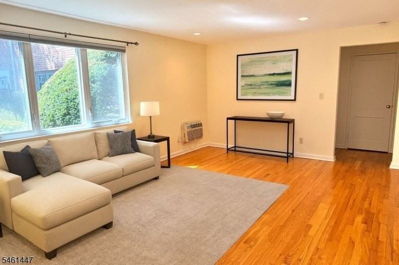 93 Troy Dr Apt A #A - Photo 2 of 19