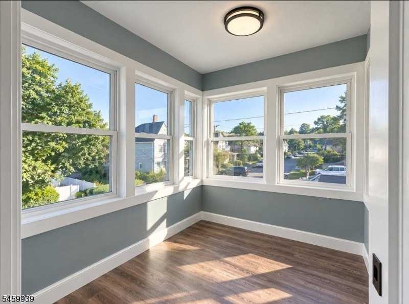 173 Watson Ave - Photo 2 of 12