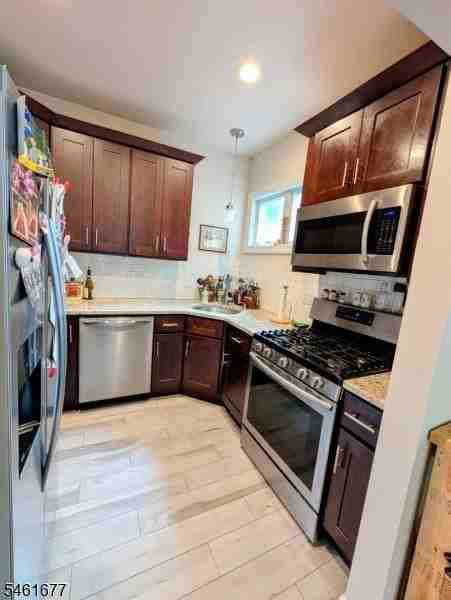 36 Phoenix Ave #B - Photo 6 of 15