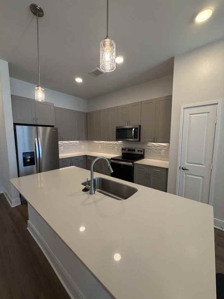 7152 N State Highway 360 #6106
