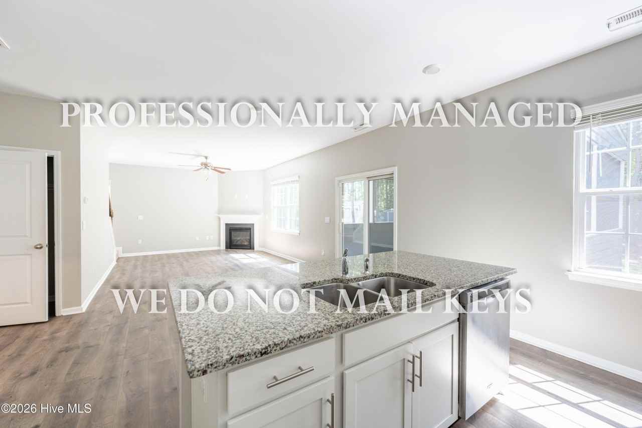 170 Lothian - Photo 7 of 32