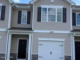 featured image of 3405 Sedge Dr #3