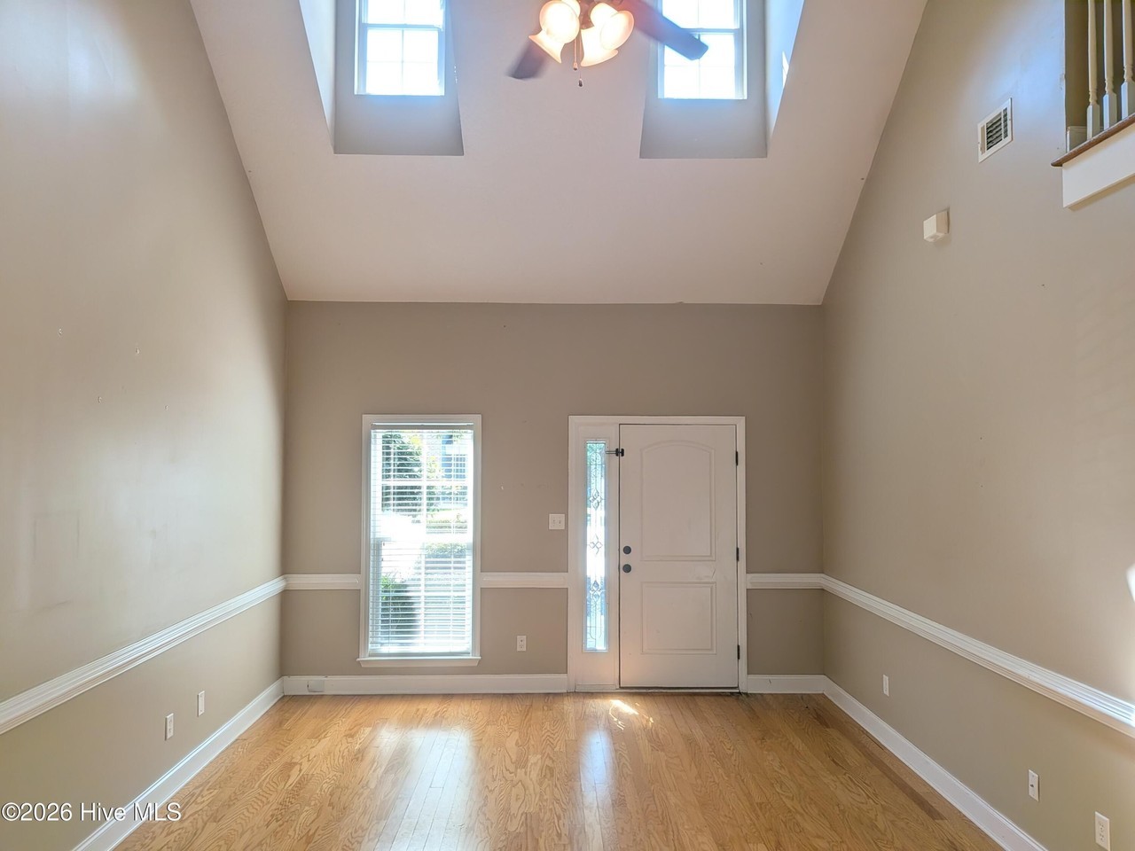 315 Buxton Ln - Photo 3 of 16