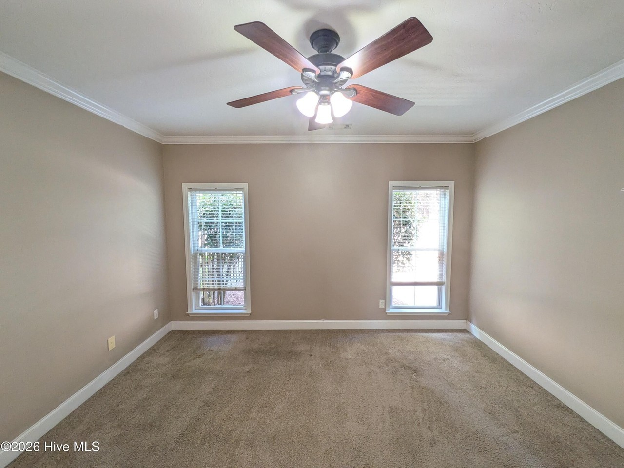 315 Buxton Ln - Photo 5 of 16