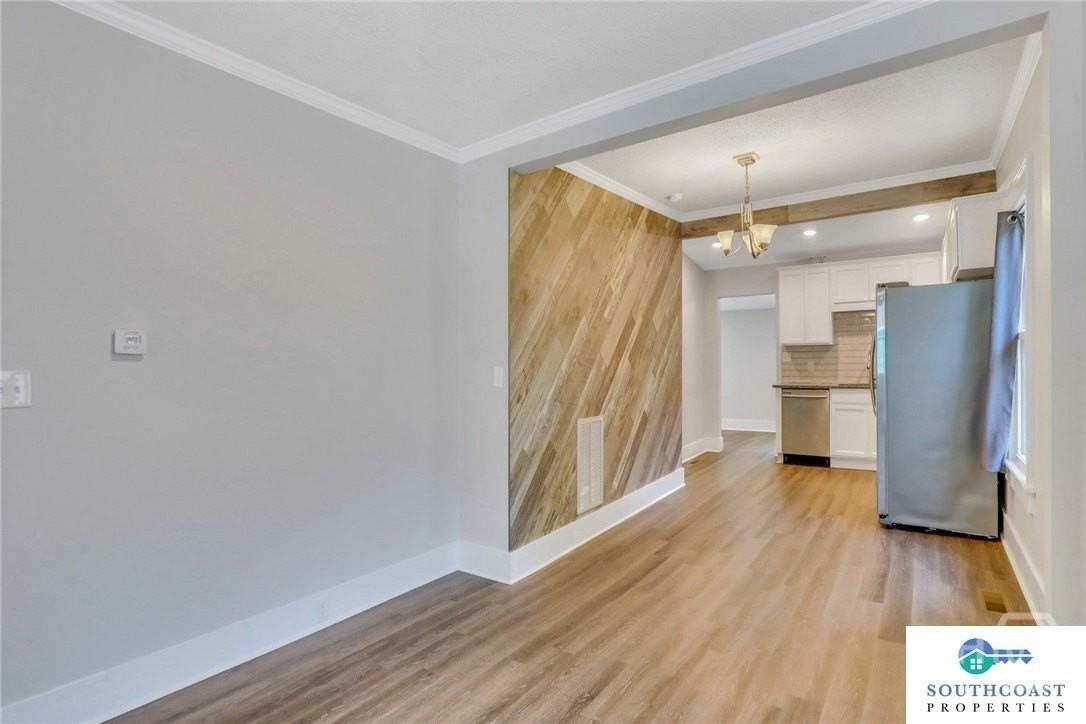 27 W 54th St - Photo 4 of 11