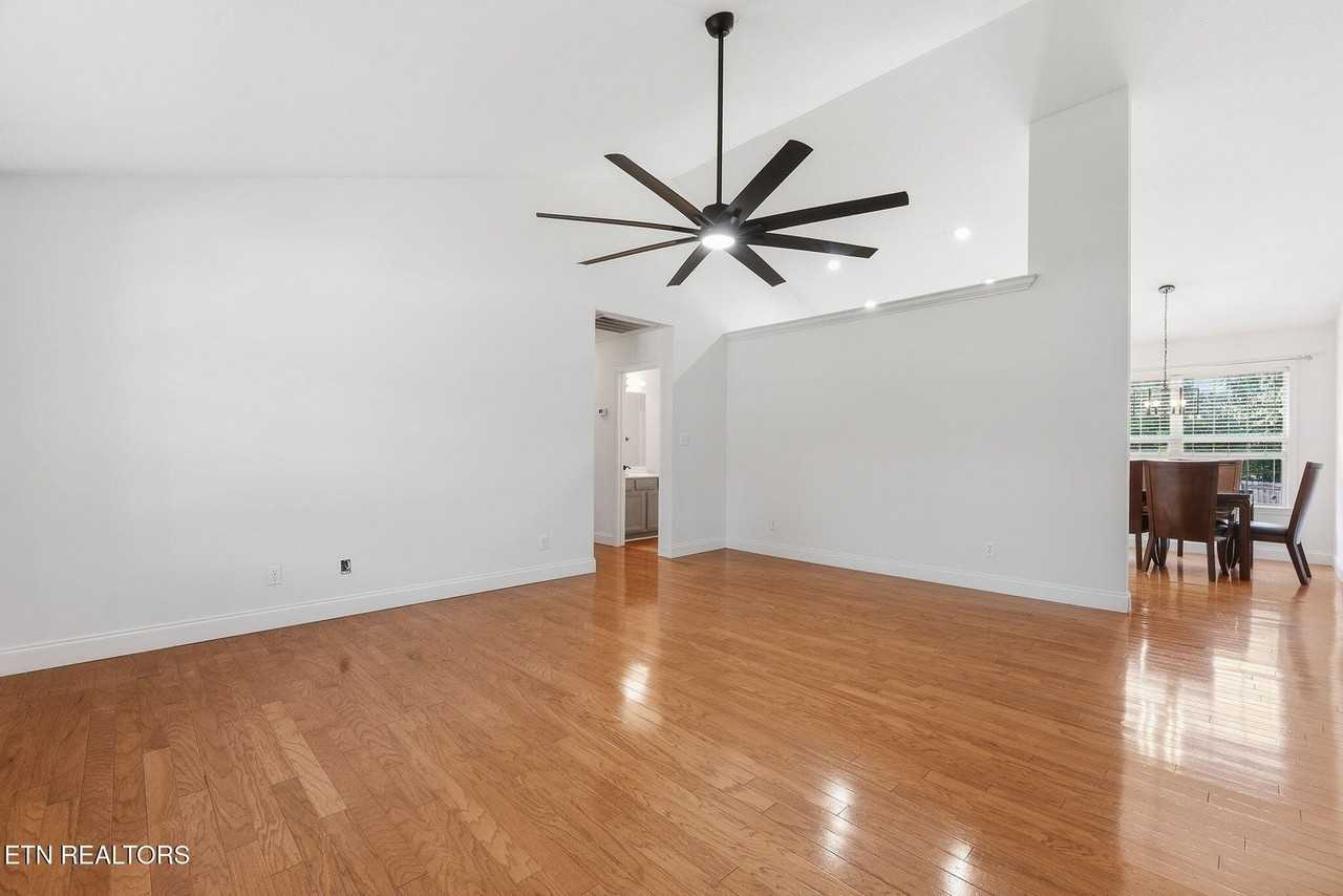 7015 Ghiradelli Rd - Photo 7 of 21