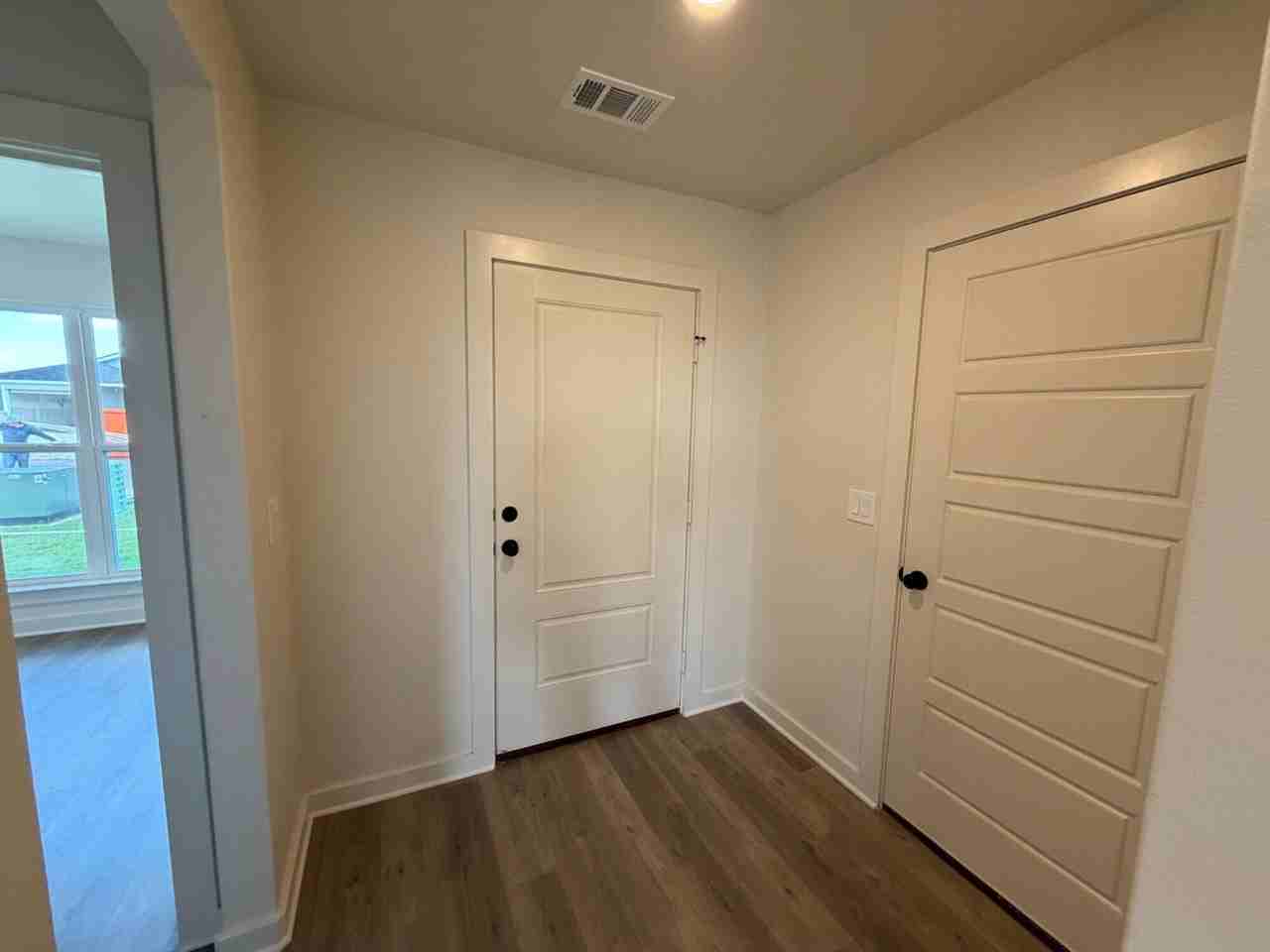 154th St - Photo 2 of 12
