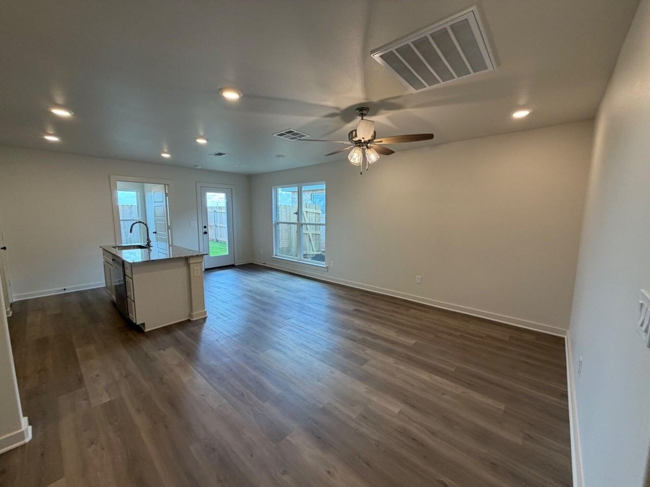 154th St - Photo 3 of 12