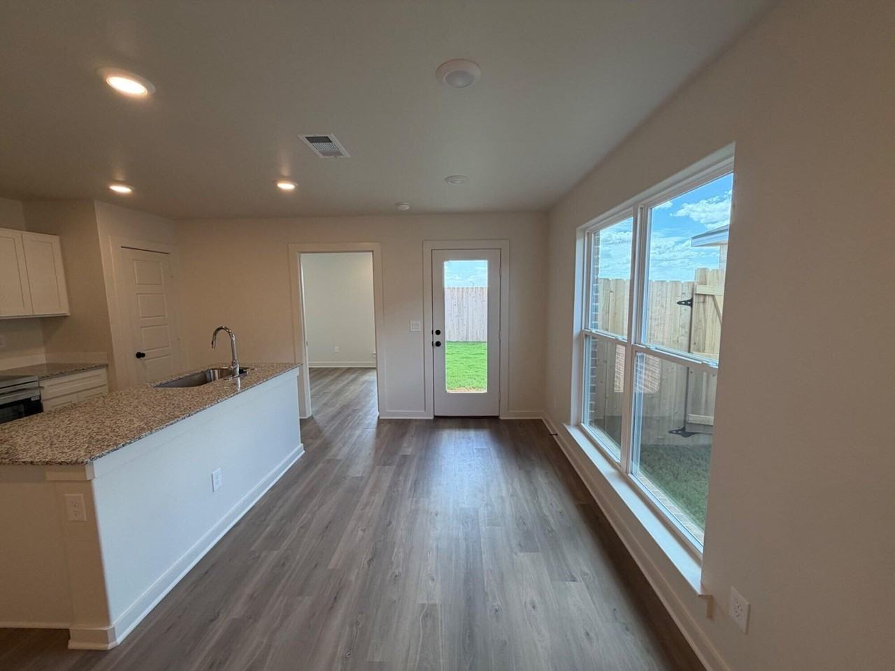 154th St - Photo 4 of 12