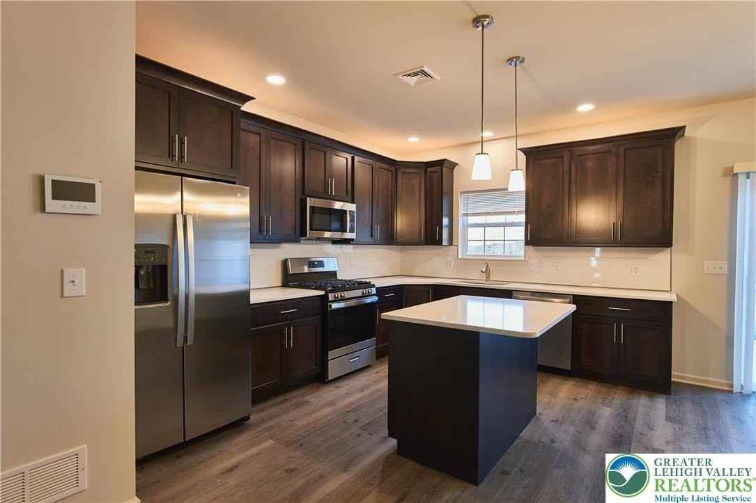 6639 Stein Way - Photo 7 of 30