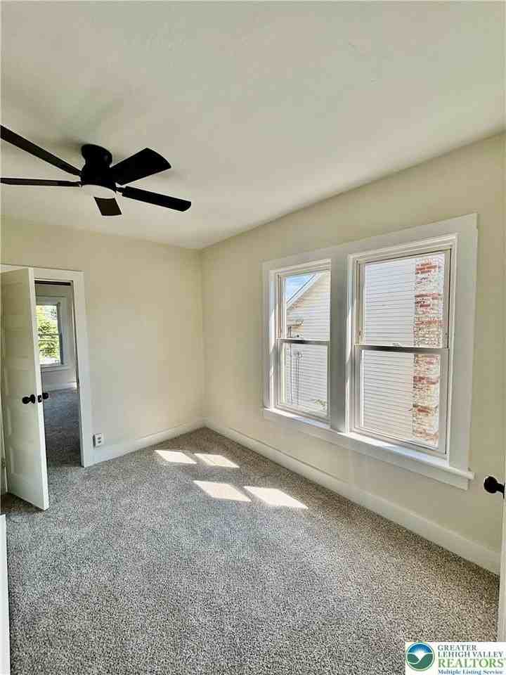438 Market St - Photo 7 of 18