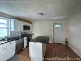 featured image of 99 Norfolk St #3