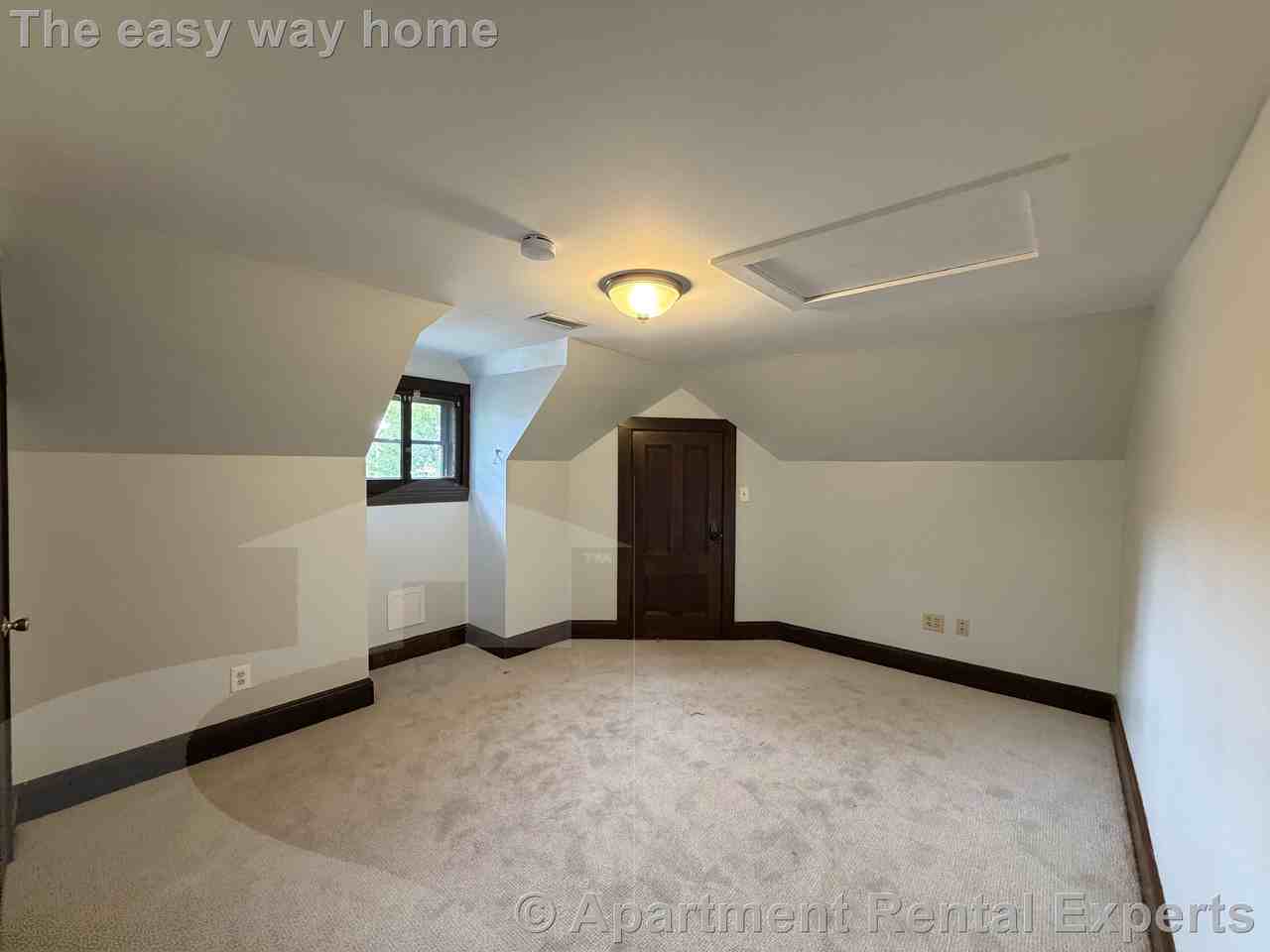 54 Garfield St #A - Photo 6 of 11
