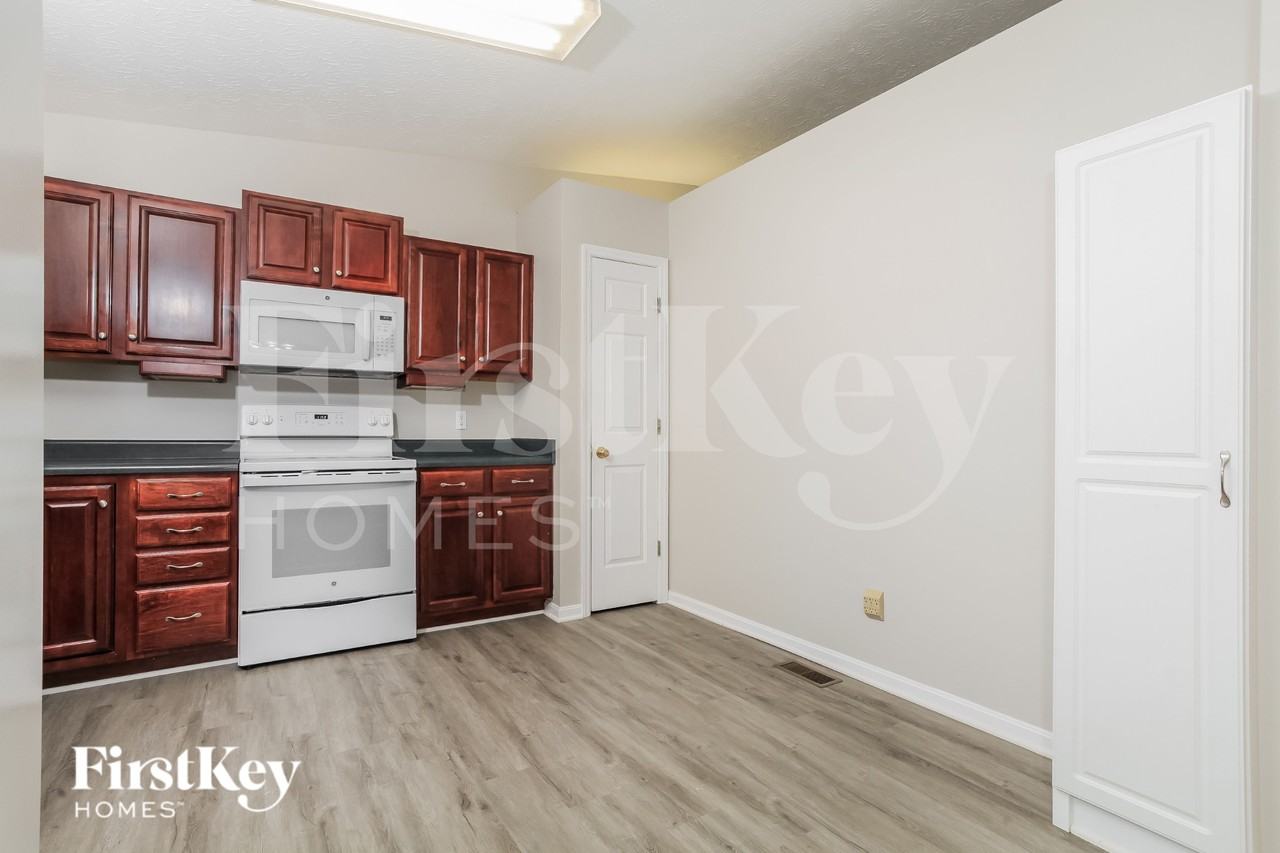 362 Nightwind Dr - Photo 5 of 15