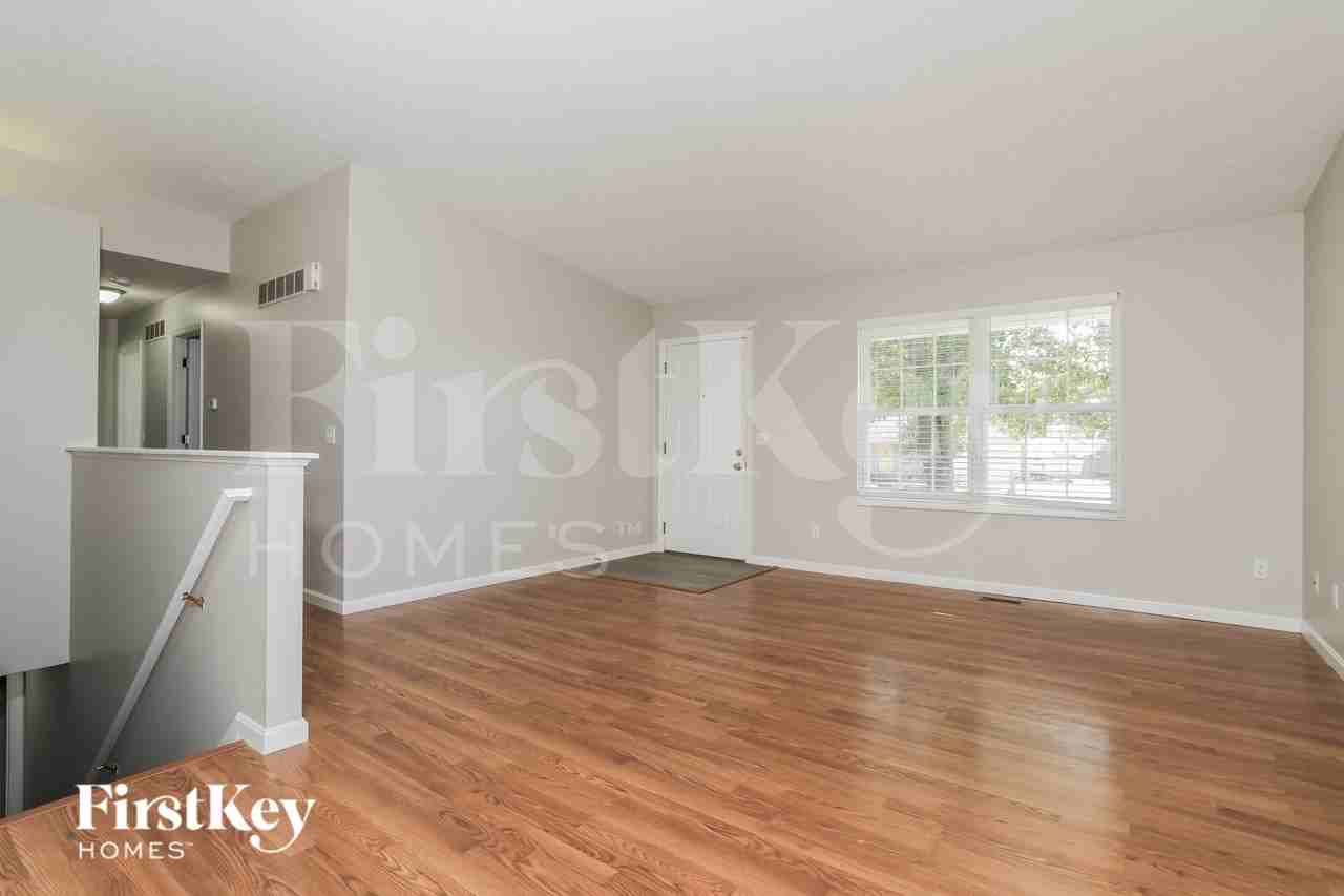 362 Nightwind Dr - Photo 7 of 15