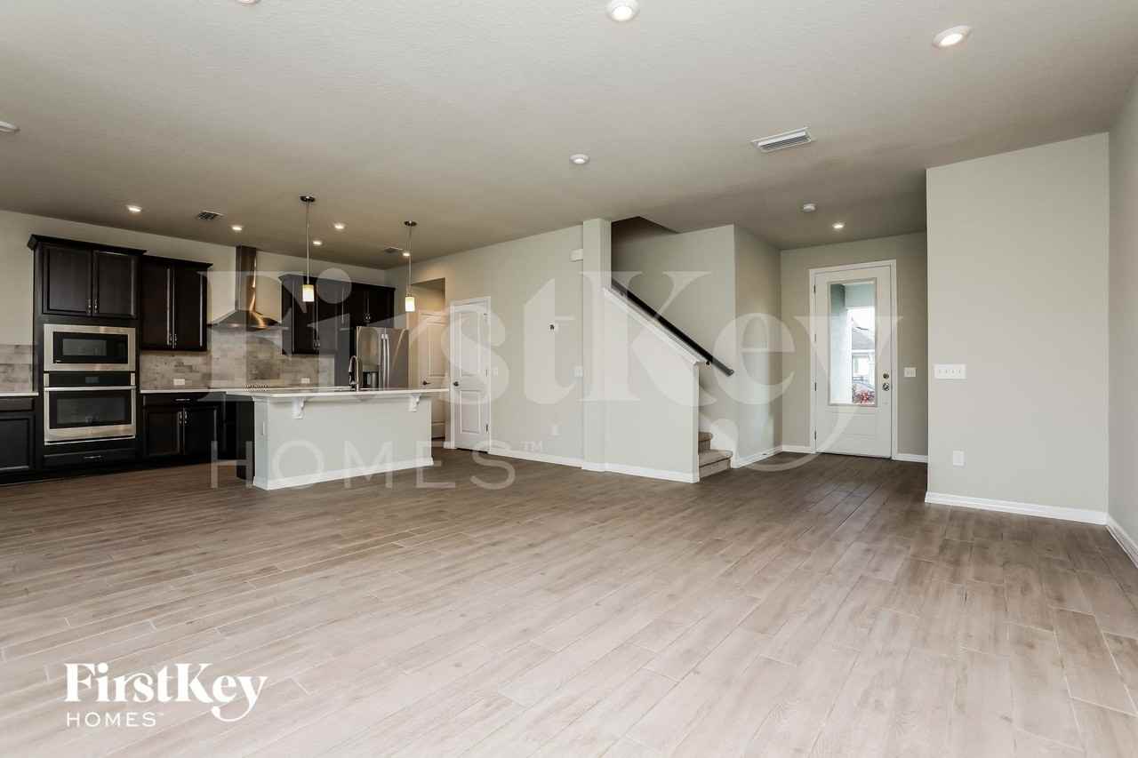 2898 Gipper Cir - Photo 3 of 15