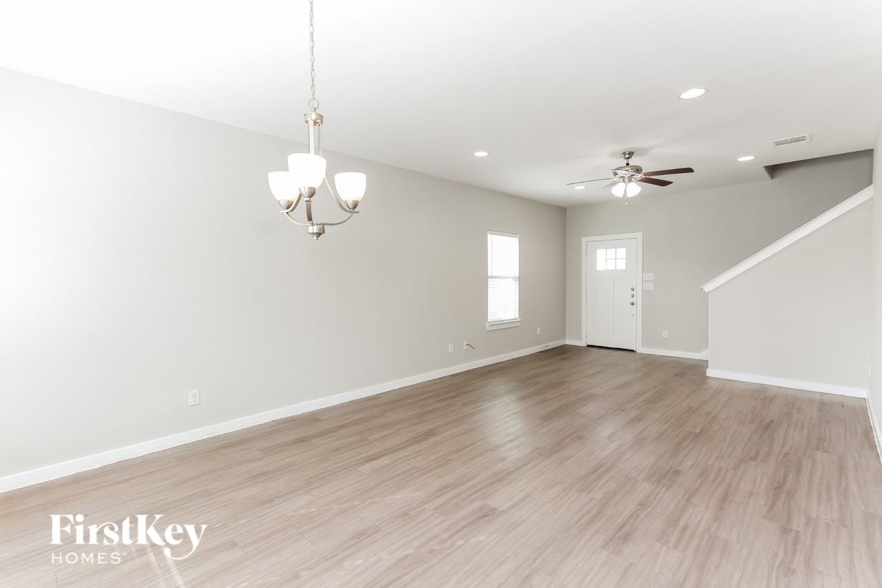 9920 Rio Doso Dr - Photo 6 of 16
