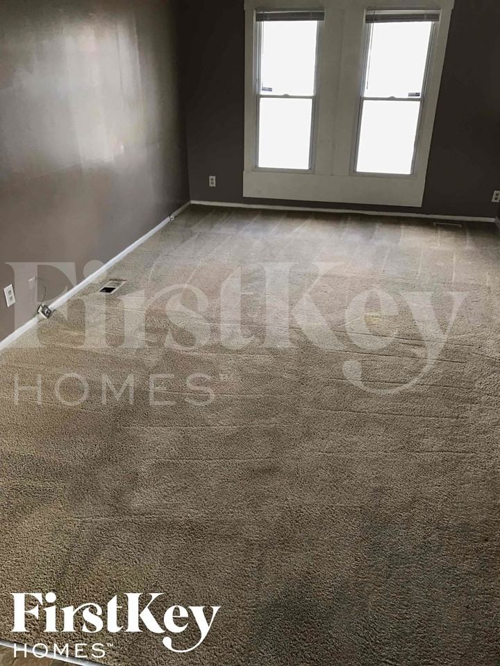 8509 Lenna Ct - Photo 2 of 15