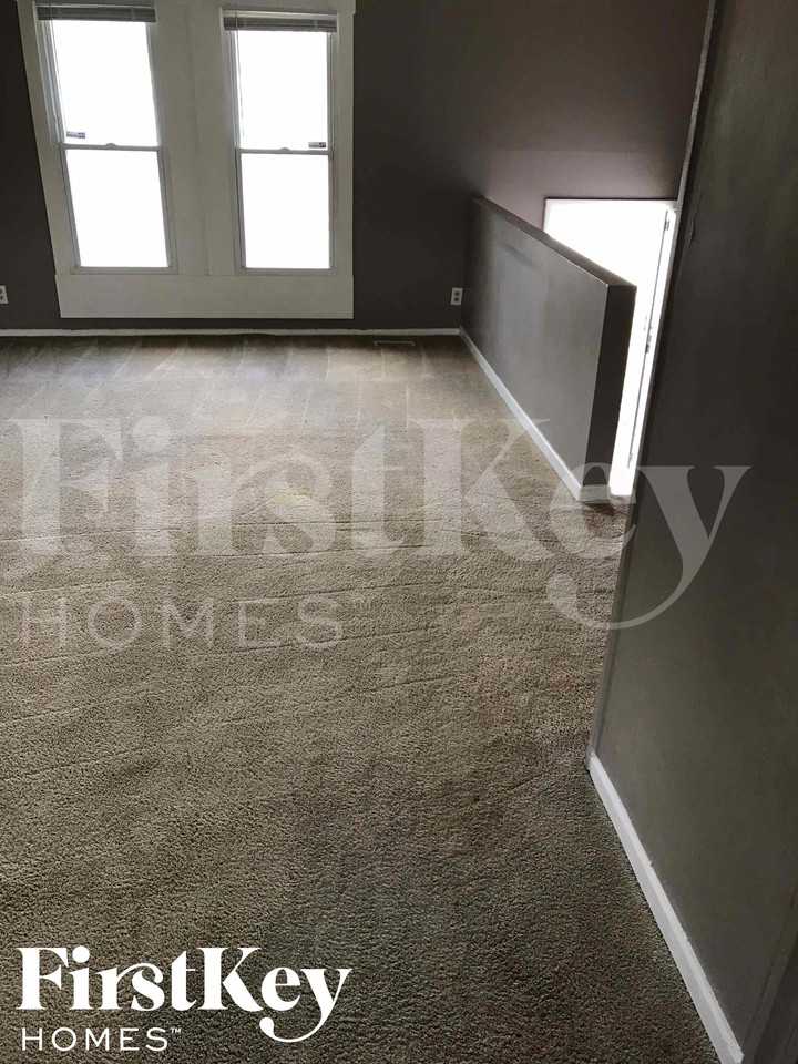 8509 Lenna Ct - Photo 3 of 15