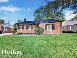 featured image of 18609 Palmer Cir