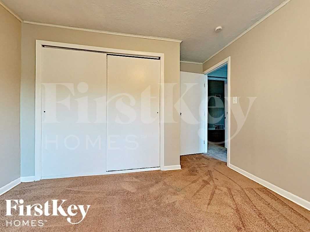 18609 Palmer Cir - Photo 5 of 16