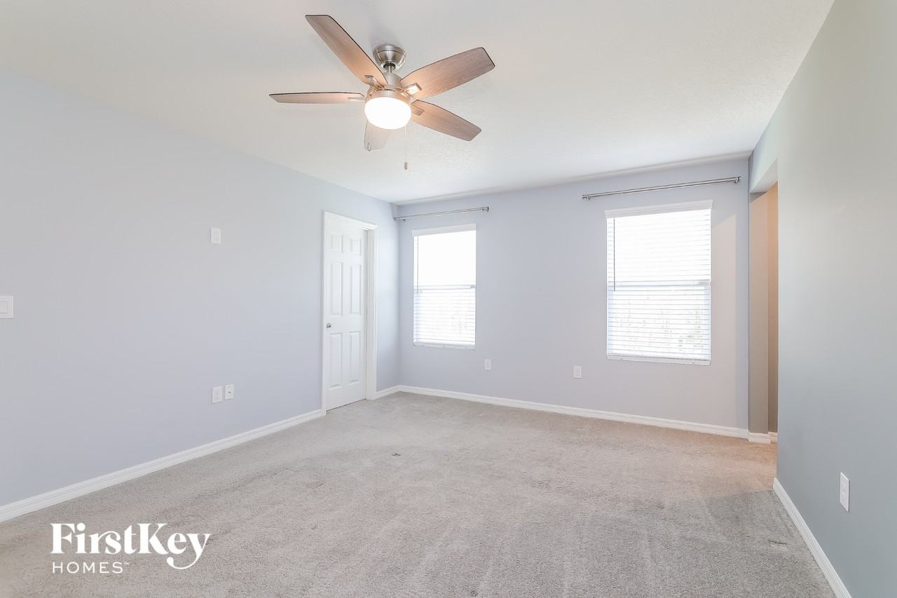 2412 Riverbank Cv - Photo 7 of 15