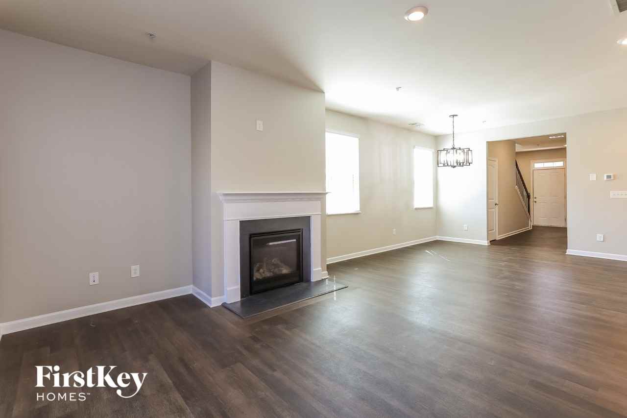 110 Lost Cove Dr Sw - Photo 3 of 15