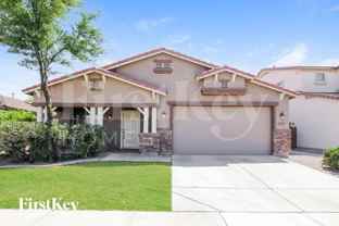17577 W Buchanan St - Photo 1 of 1
