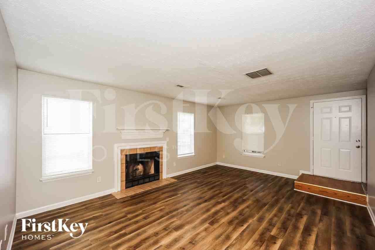 202 First Leaf - Photo 4 of 16