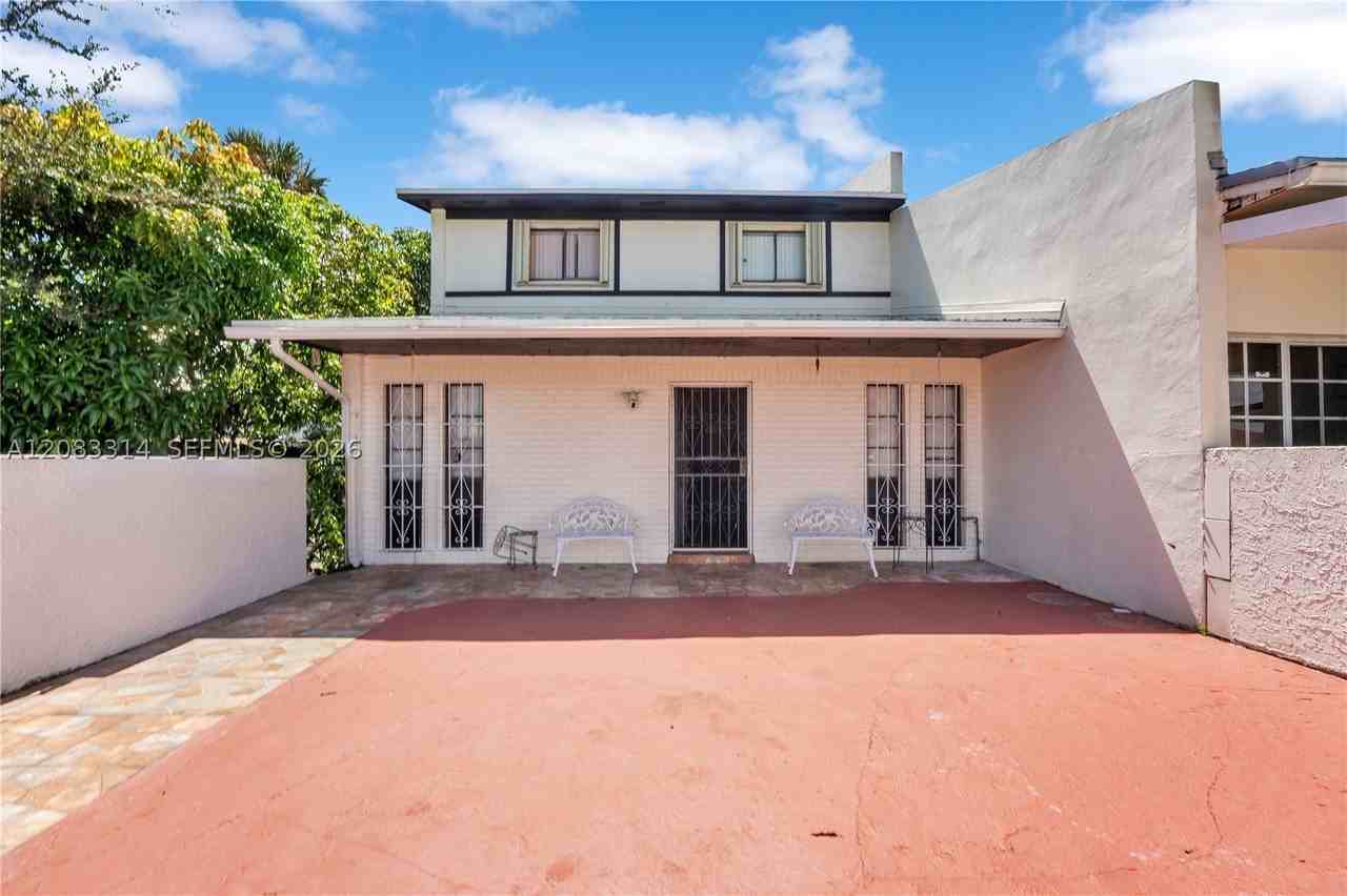 19599 Nw 55th Circle Pl - Photo 3 of 30