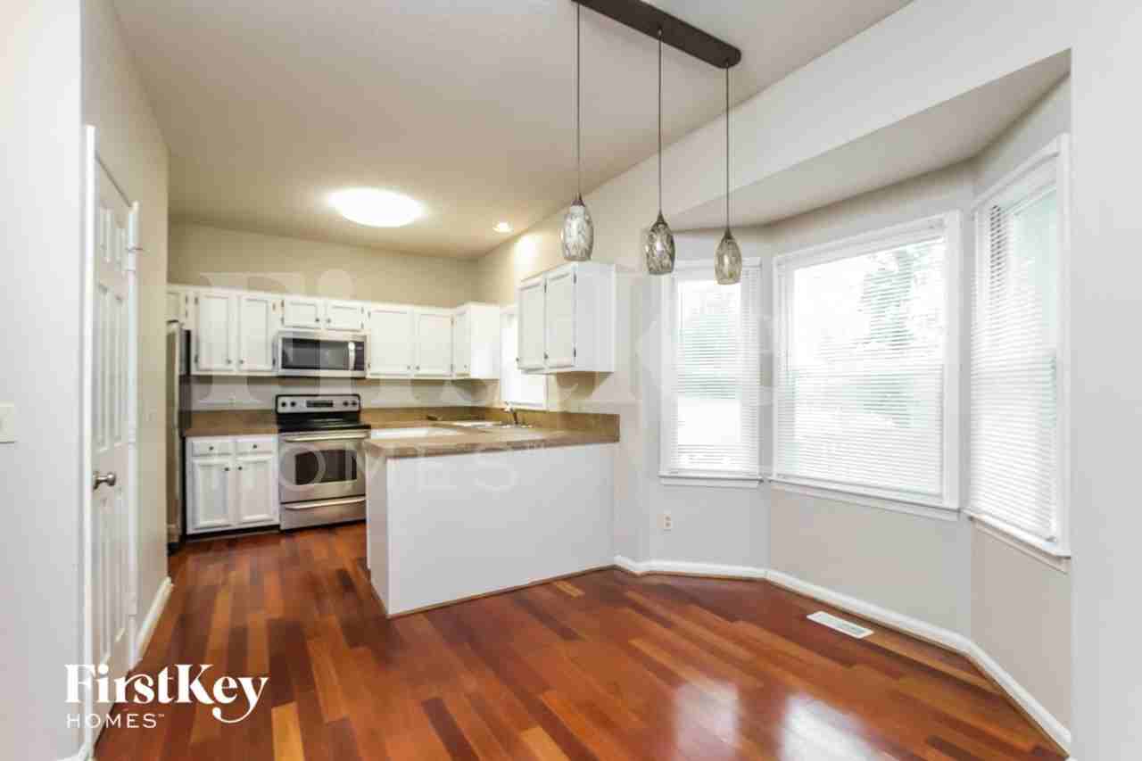 63 Park Village Ln - Photo 5 of 15