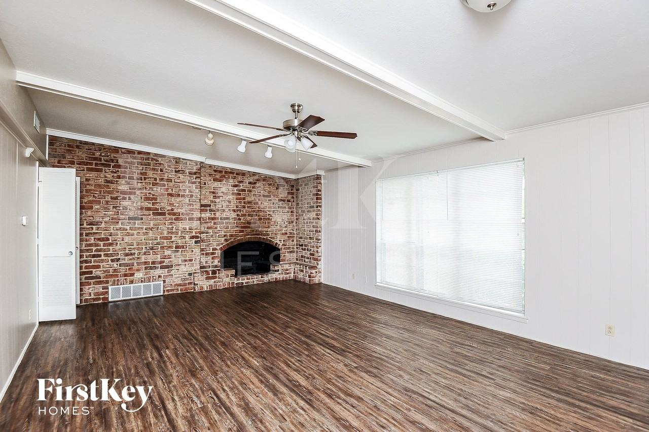 5632 Wonder Dr - Photo 2 of 15